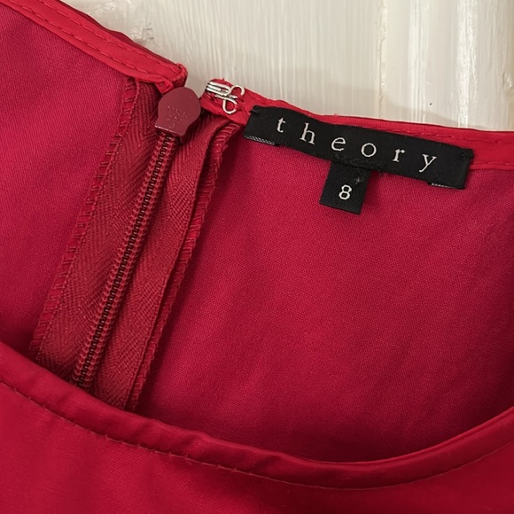 Theory red dress: sleeveless, shiny elegant fabric, with stitching detail - Picture 3 of 6